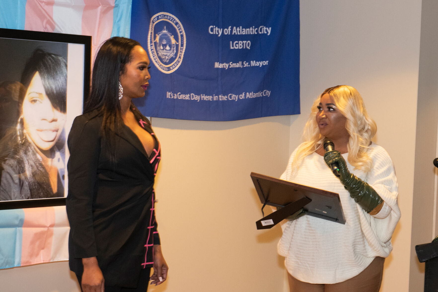 111922-pac-nws-trans
